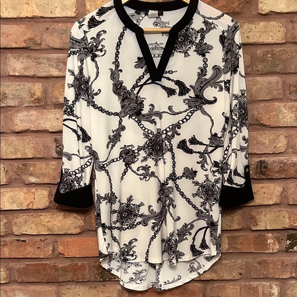 Cocomo Tops - Cocomo Monochrome Chain Pattern Blouse